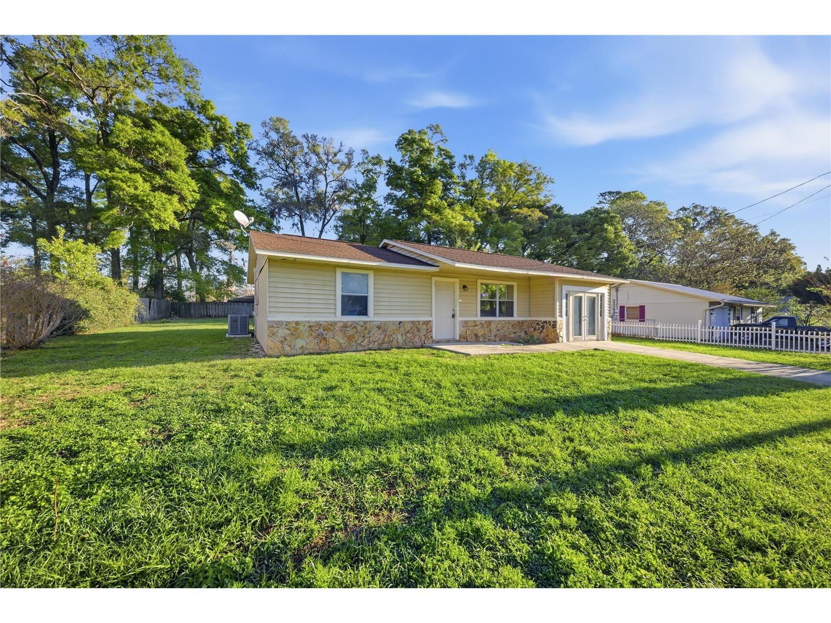 3703 SE 67th Place Ocala FL 34480 OM721262 image2