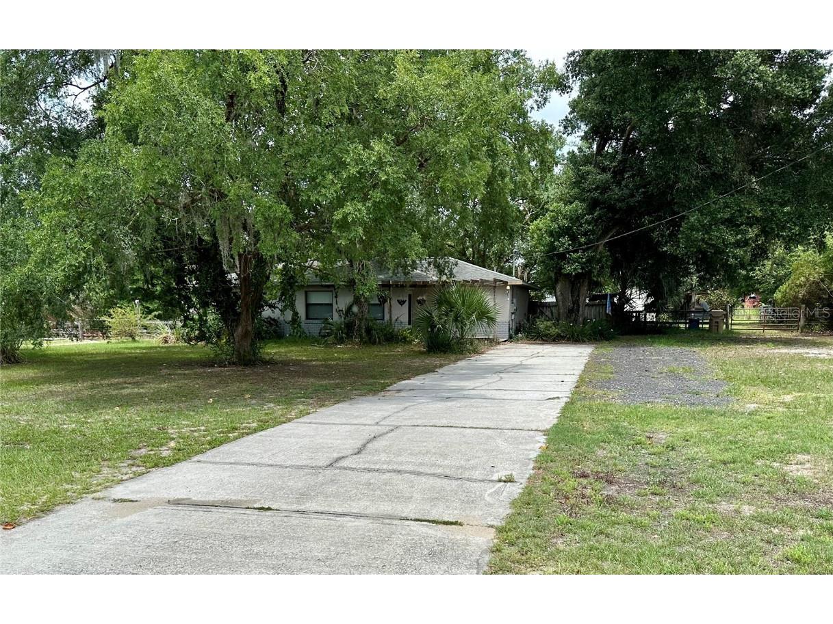 37032 Grays Airport Road Lady Lake FL 32159 G5069574 image1