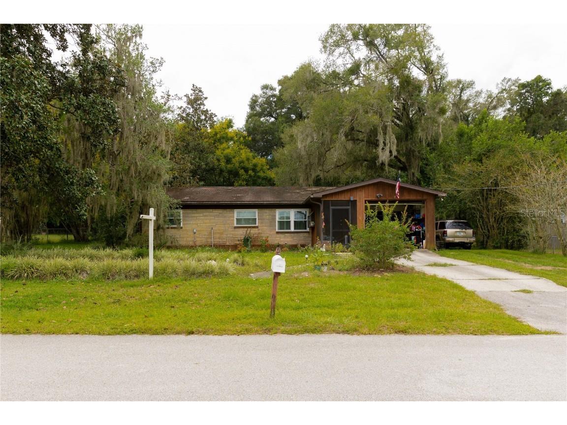 37036 Janet Circle Dade City FL 33525 T3473742 image1