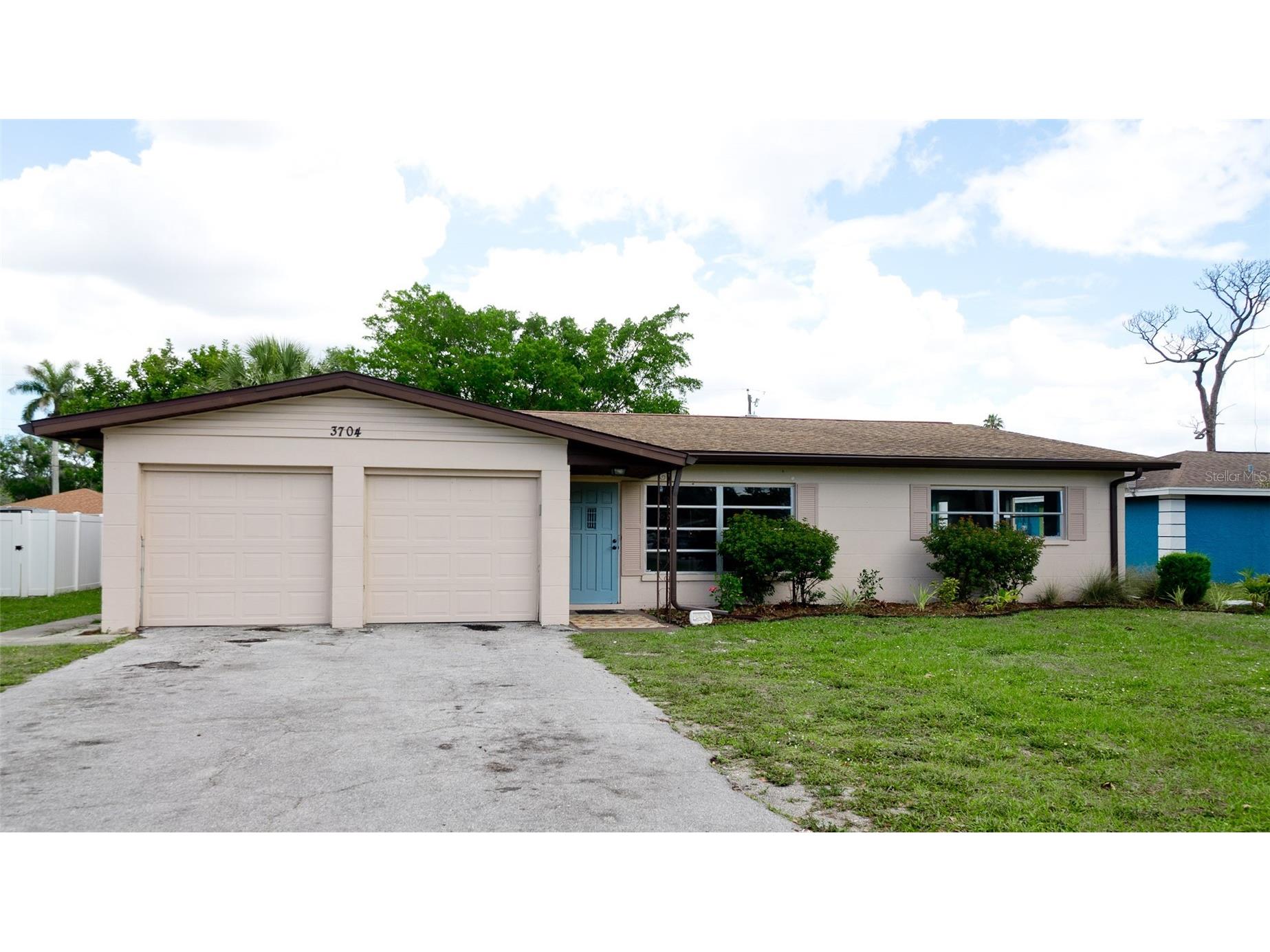 3704 17th Avenue W Bradenton FL 34205 A4670432 image2