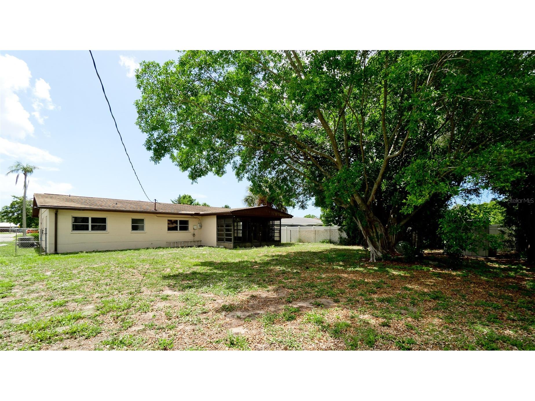 3704 17th Avenue W Bradenton FL 34205 A4670432 image36