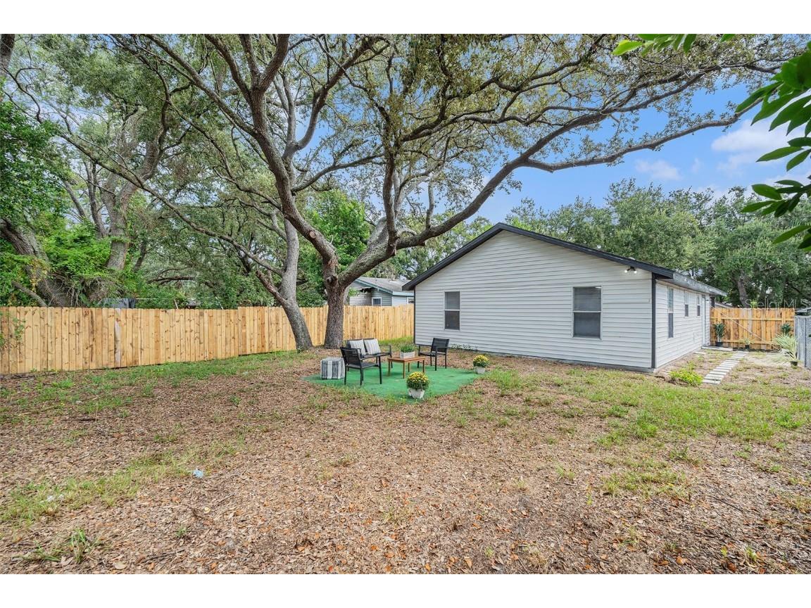 3704 Carroway Street Tampa FL 33619 TB8436258 image18