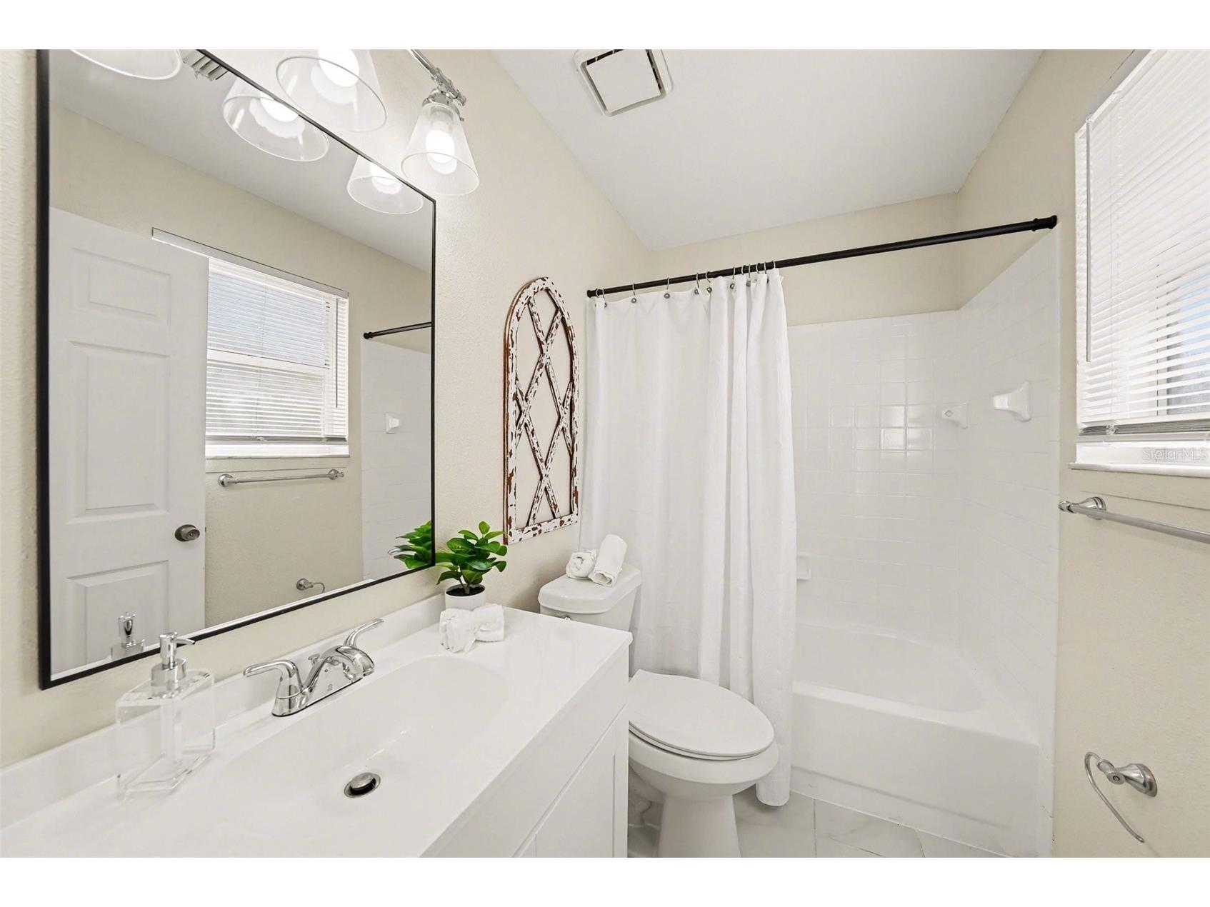 3704 Carroway Street Tampa FL 33619 TB8473606 image9