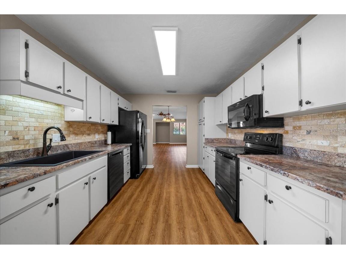 3704 NE 17th Street Ocala FL 34470 OM709269 image17