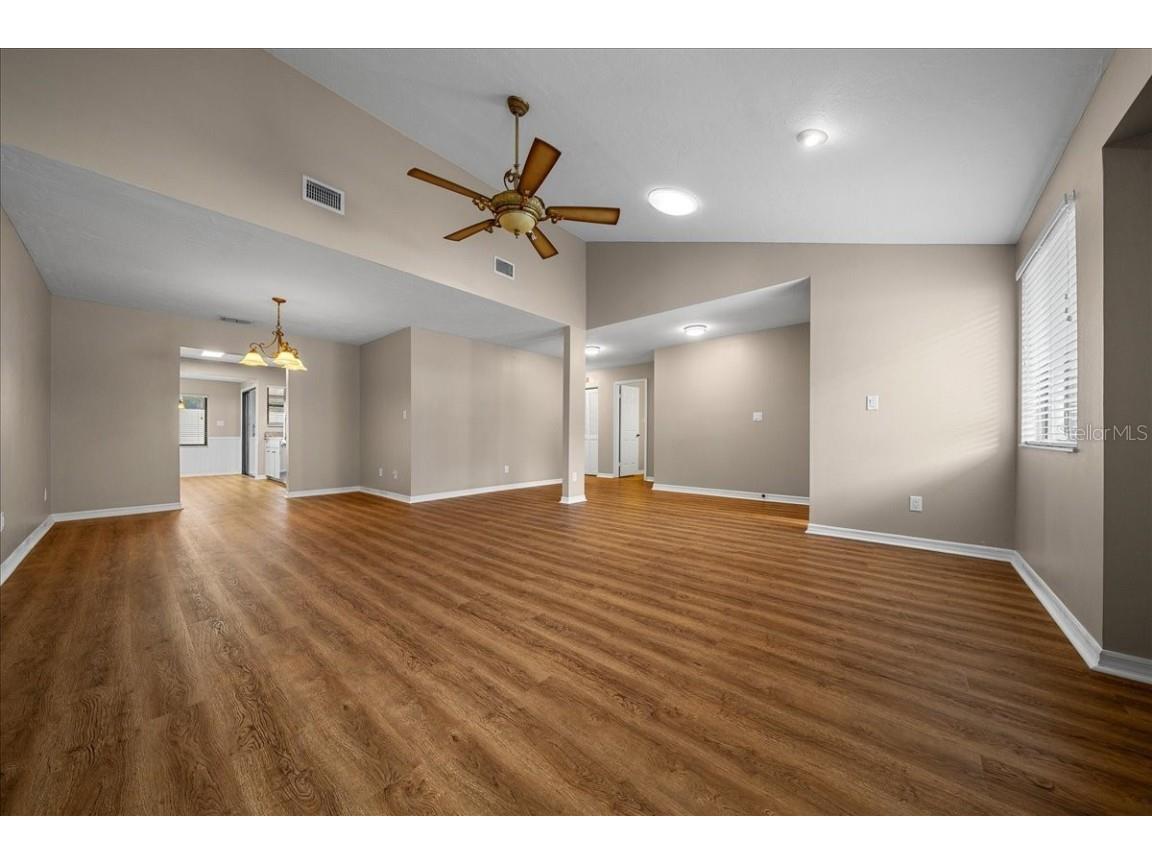 3704 NE 17th Street Ocala FL 34470 OM709269 image6