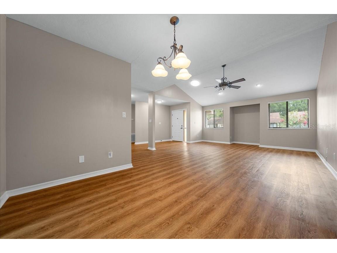 3704 NE 17th Street Ocala FL 34470 OM709269 image7