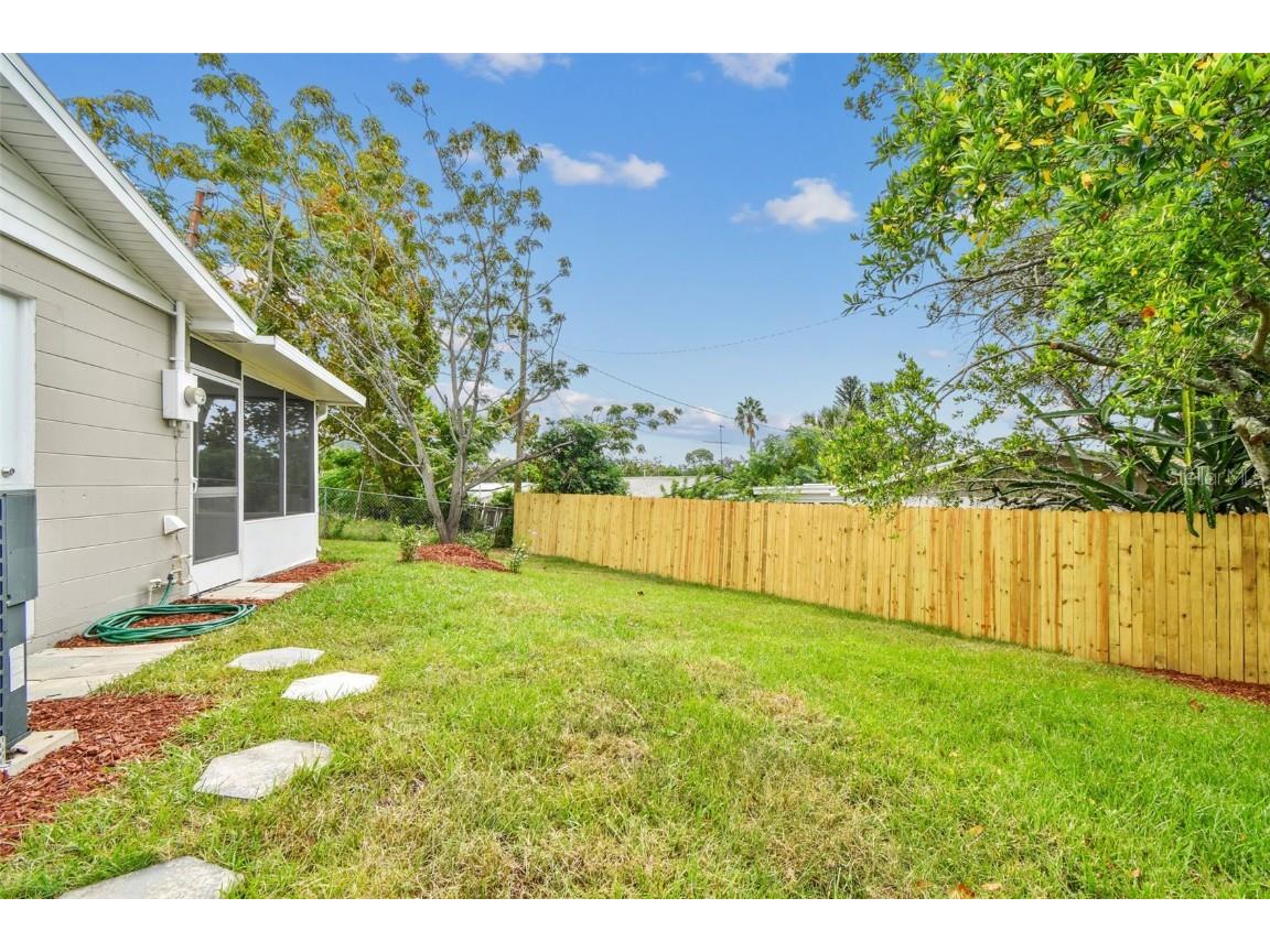 3704 Oakhurst Drive Holiday FL 34691 TB8434526 image17