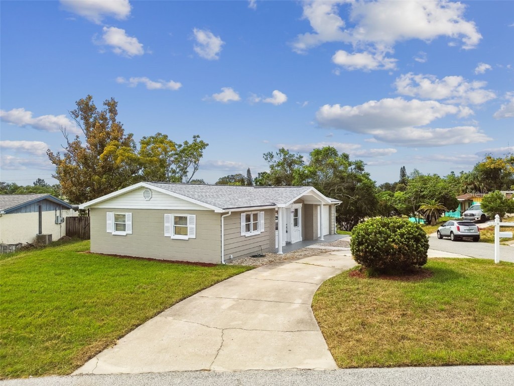 3704 Oakhurst Drive Holiday FL 34691 TB8434526 image34