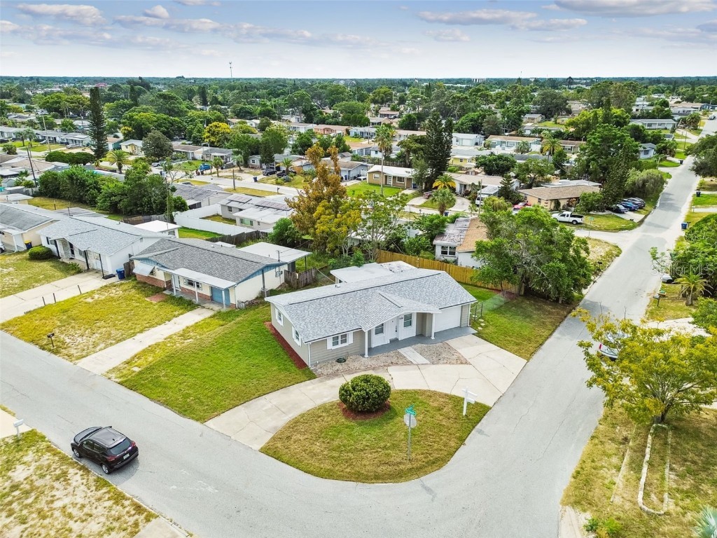 3704 Oakhurst Drive Holiday FL 34691 TB8434526 image39