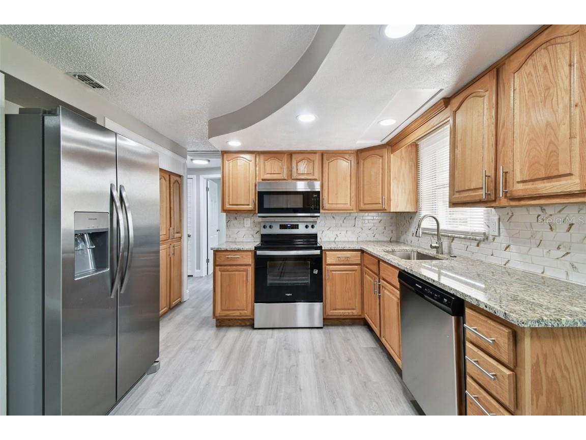 3704 Oakhurst Drive Holiday FL 34691 TB8434526 image8