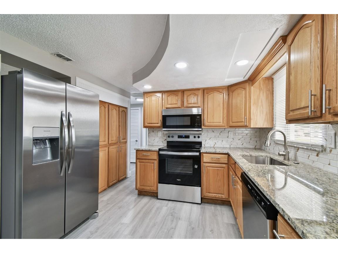 3704 Oakhurst Drive Holiday FL 34691 TB8434526 image9