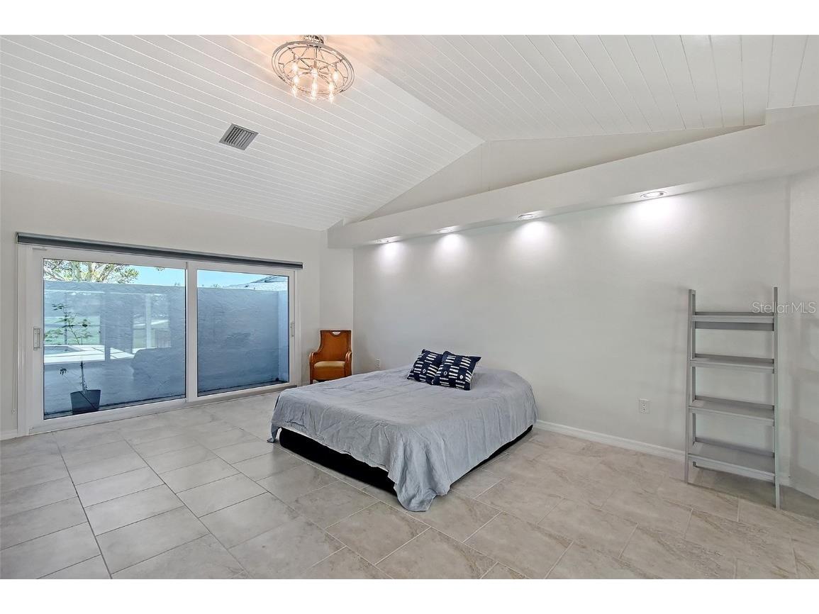 3704 Prairie Dunes Drive Sarasota FL 34238 A4672587 image24