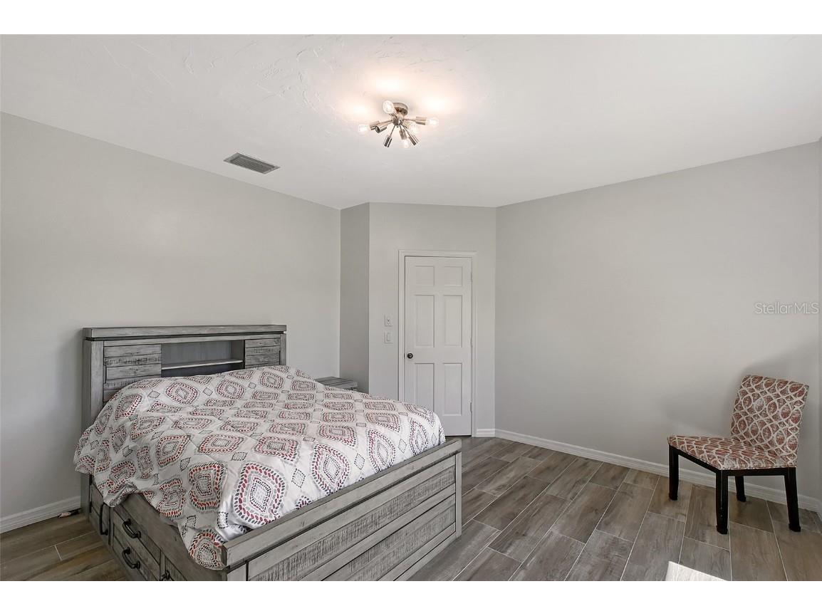 3704 Prairie Dunes Drive Sarasota FL 34238 A4672587 image37