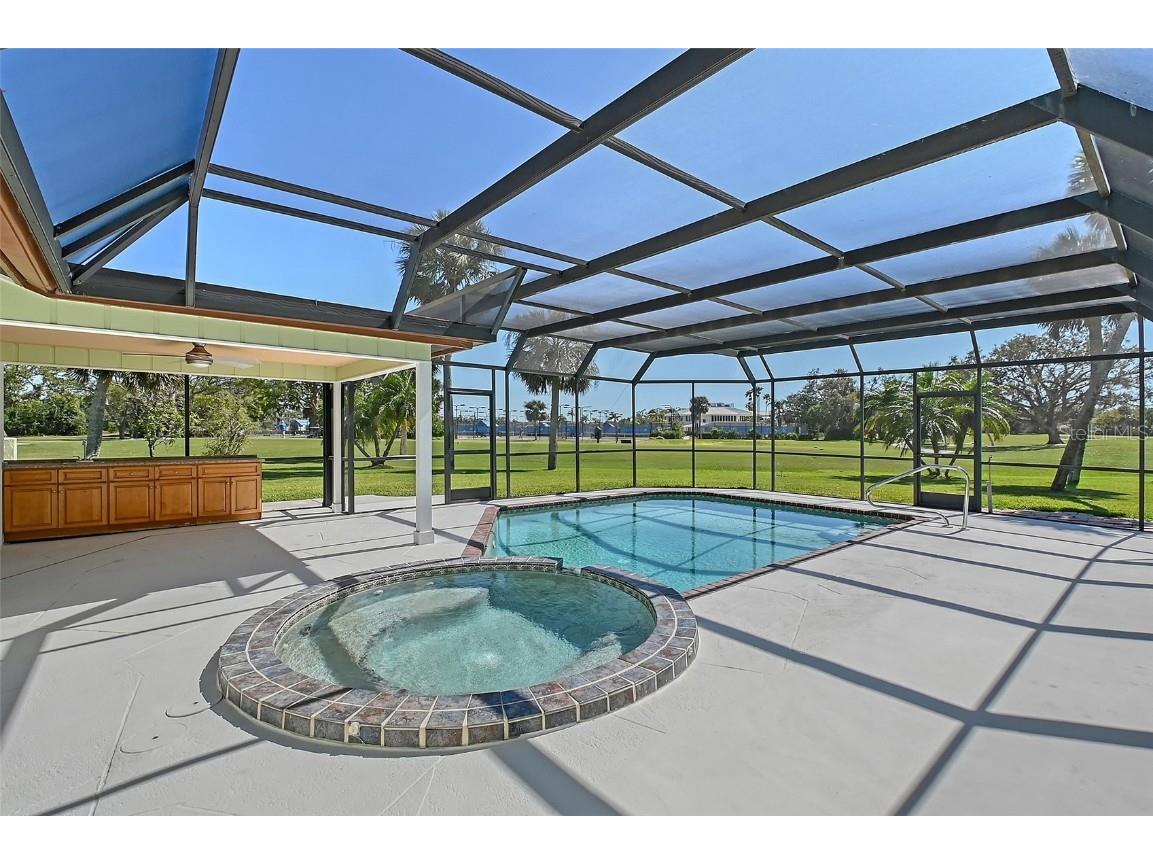 3704 Prairie Dunes Drive Sarasota FL 34238 A4672587 image42