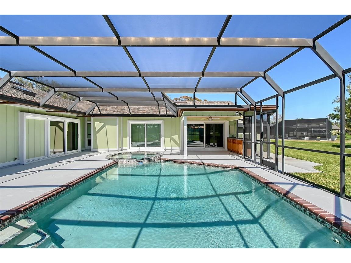 3704 Prairie Dunes Drive Sarasota FL 34238 A4672587 image46