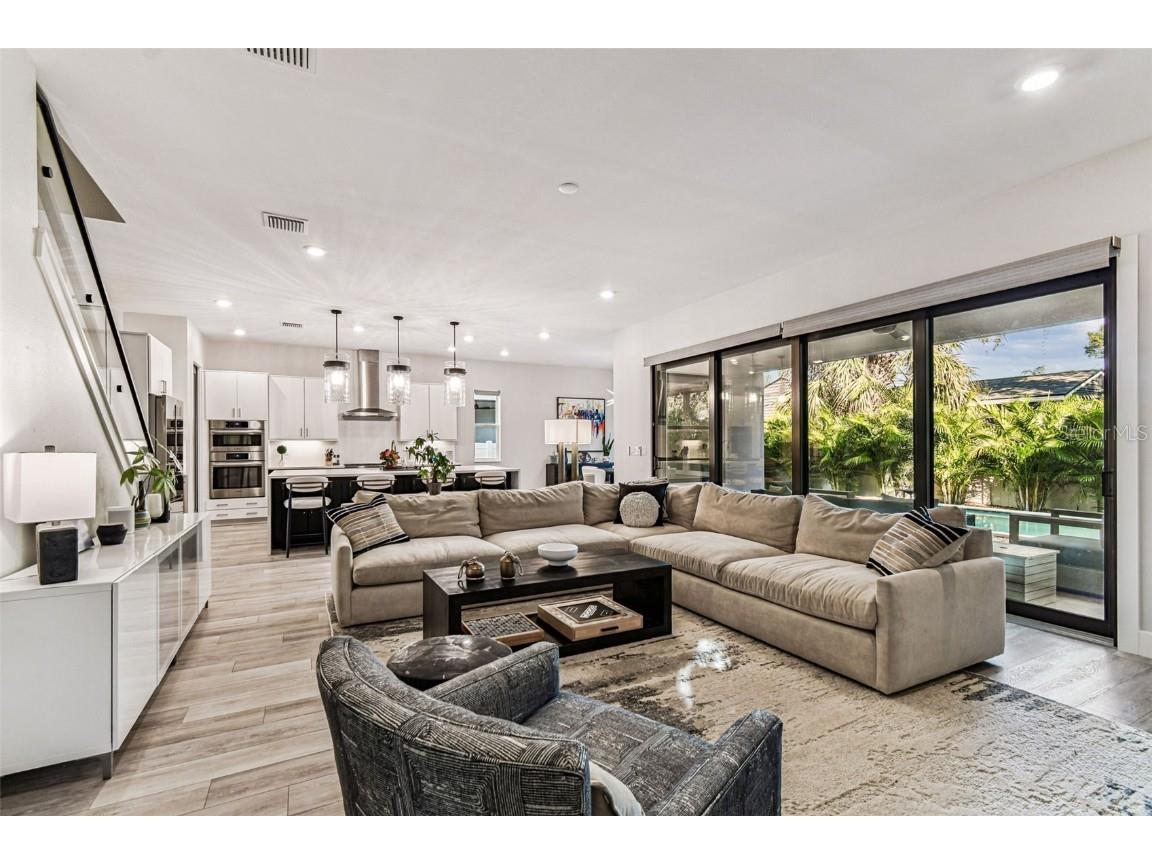 3704 S Lynwood Tampa FL 33611 TB8460213 image20