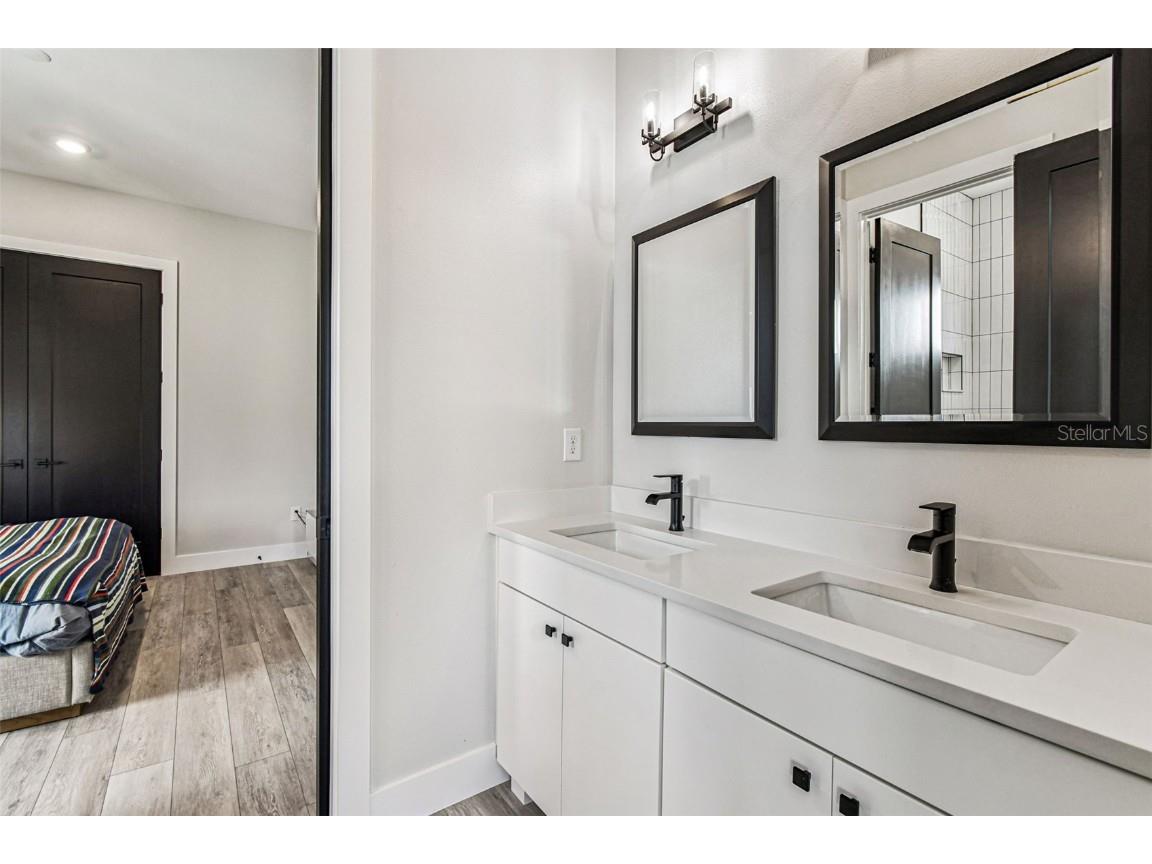 3704 S Lynwood Tampa FL 33611 TB8460213 image37