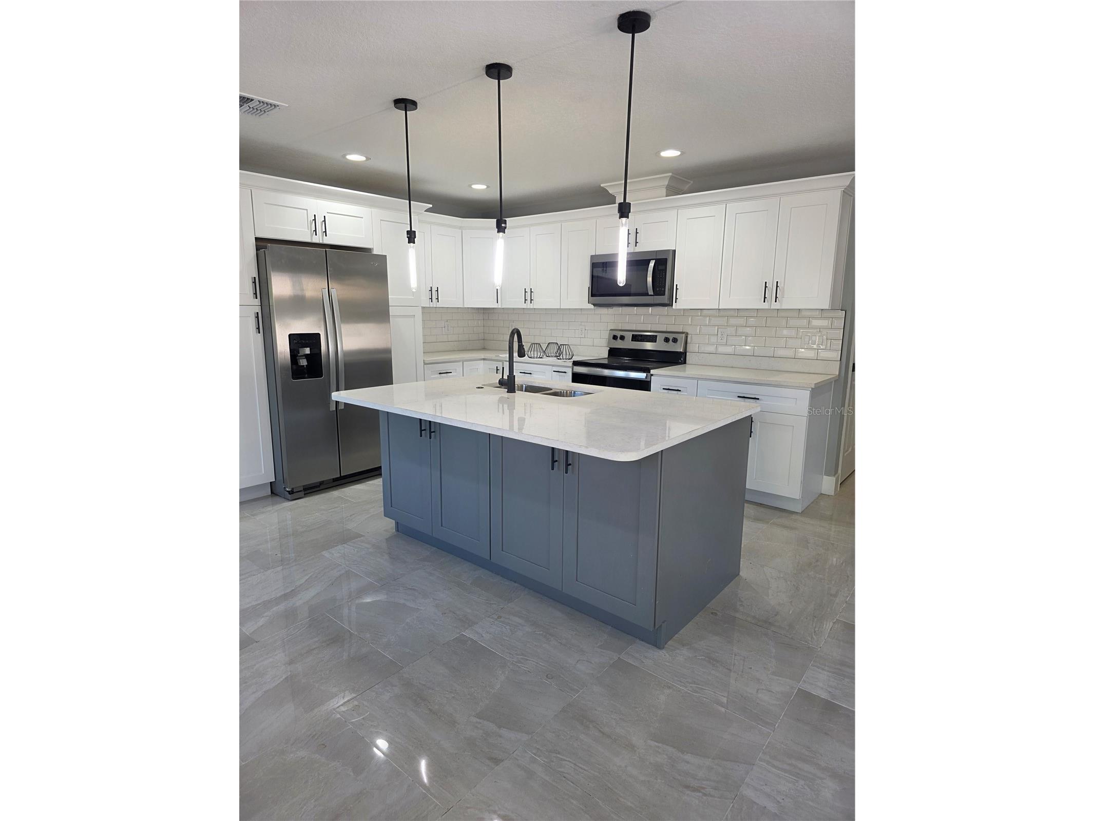 3704 Smith Tree Street Tampa FL 33619 TB8384958 image10