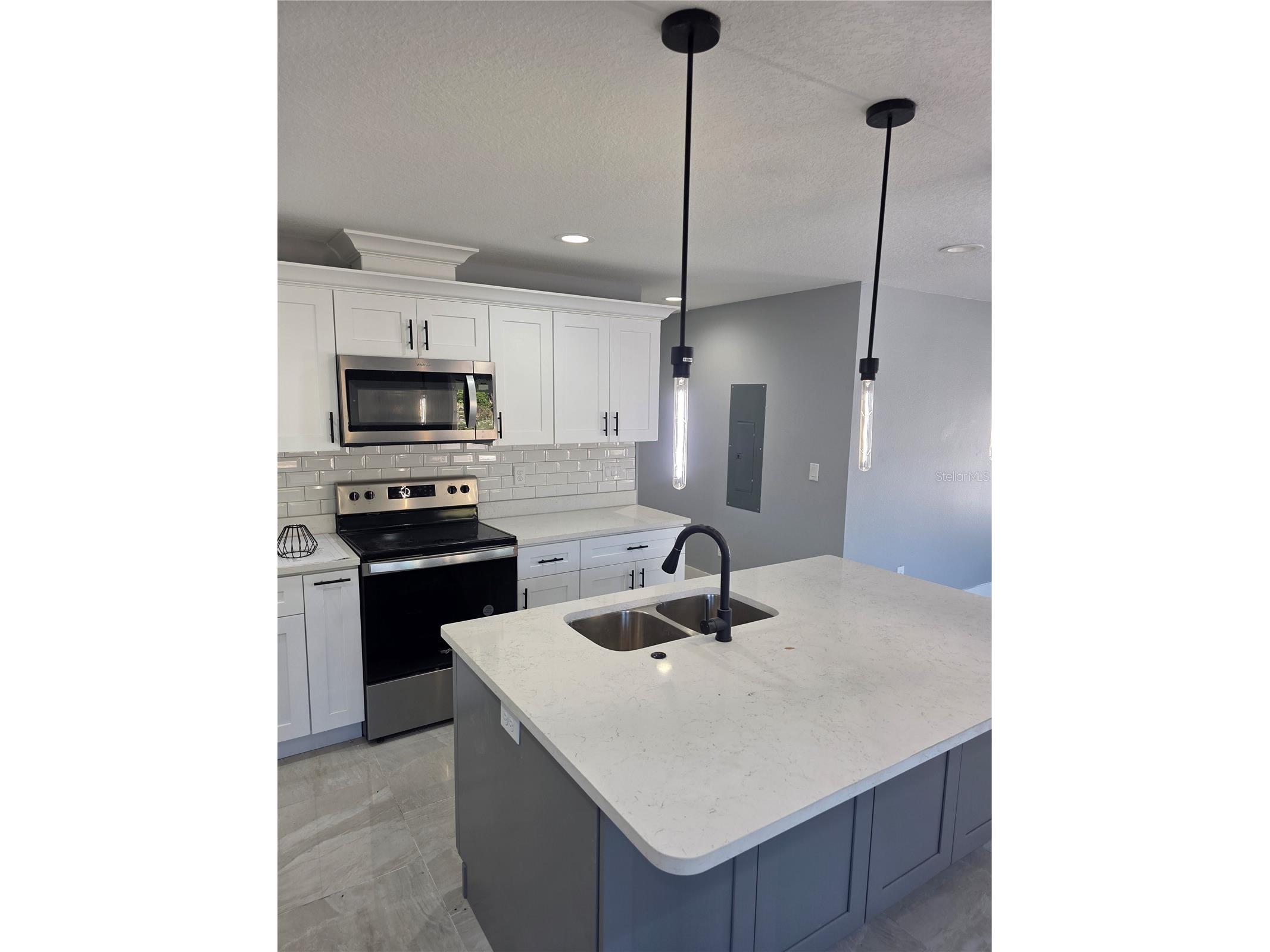 3704 Smith Tree Street Tampa FL 33619 TB8384958 image13