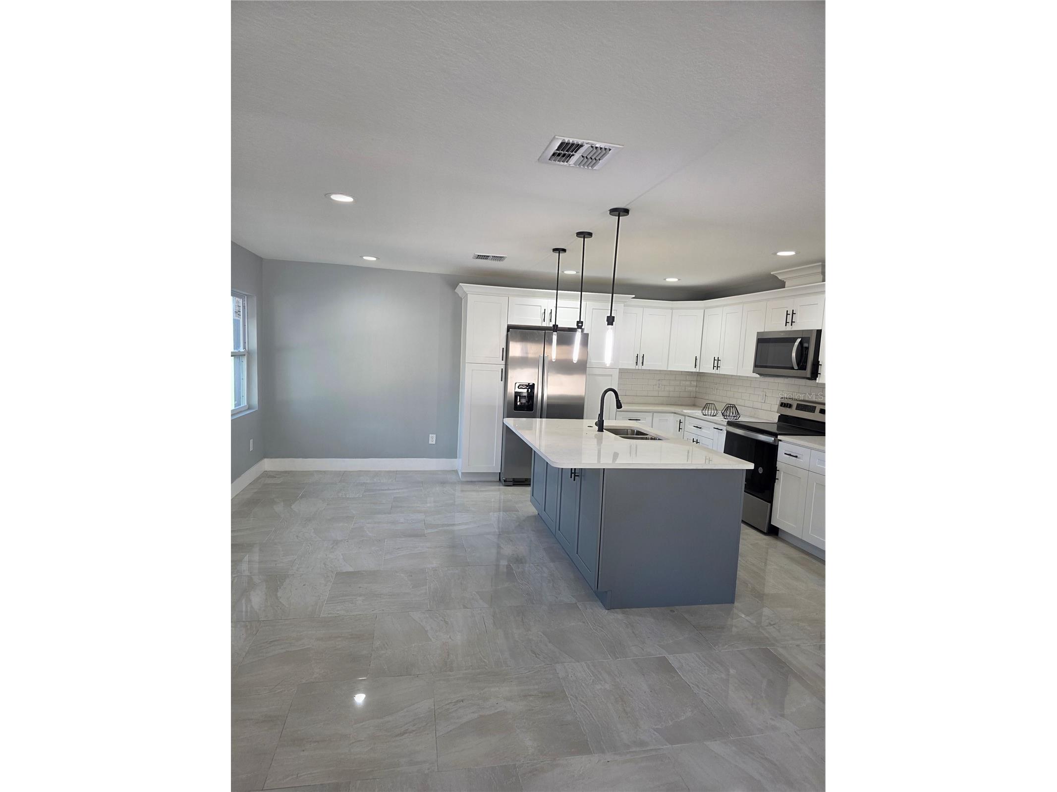 3704 Smith Tree Street Tampa FL 33619 TB8384958 image9