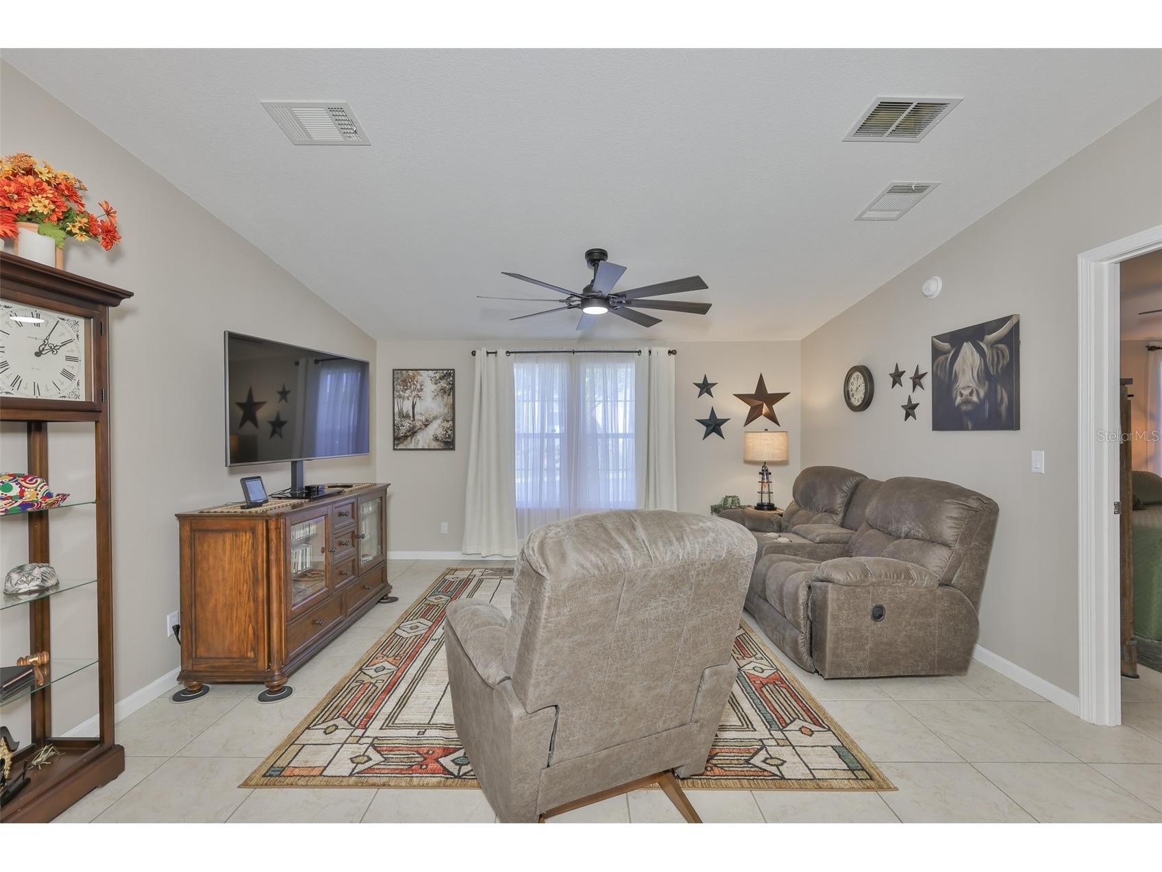 37041 Neukom Avenue Zephyrhills FL 33541 TB8480909 image10