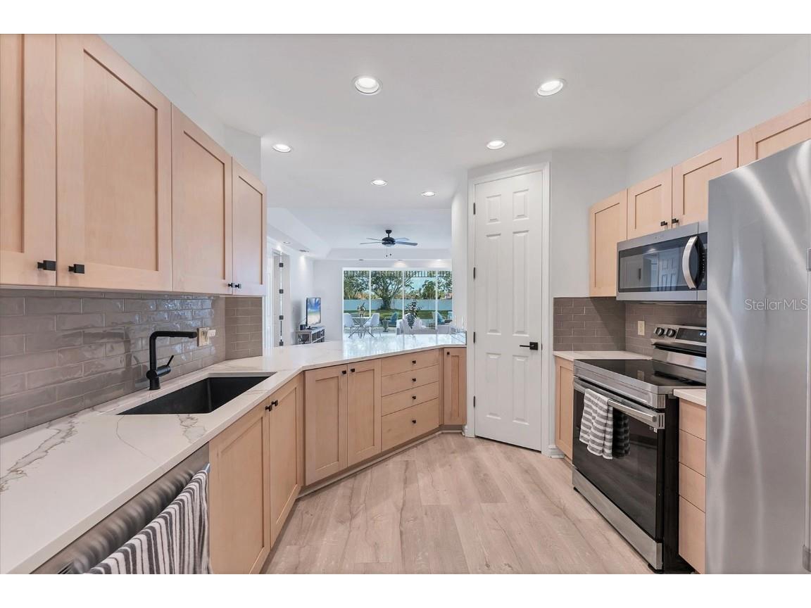 3705 54th Drive W #102 Bradenton FL 34210 A4663806 image10