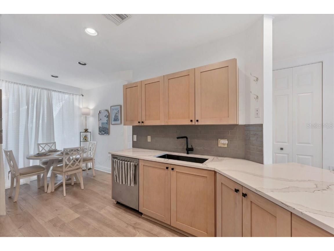 3705 54th Drive W #102 Bradenton FL 34210 A4663806 image11