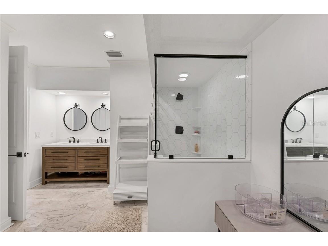 3705 54th Drive W #102 Bradenton FL 34210 A4663806 image16