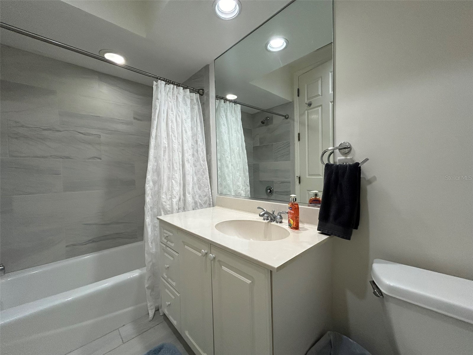 3705 54th Drive W #201 Bradenton FL 34210 A4686715 image4