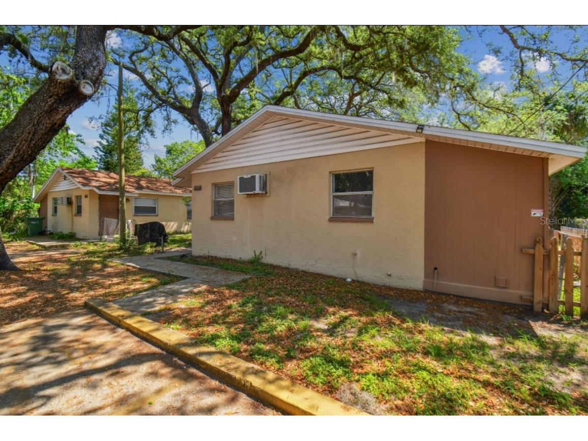 3705 N Garrison Street Tampa FL 33619 T3521628 image1