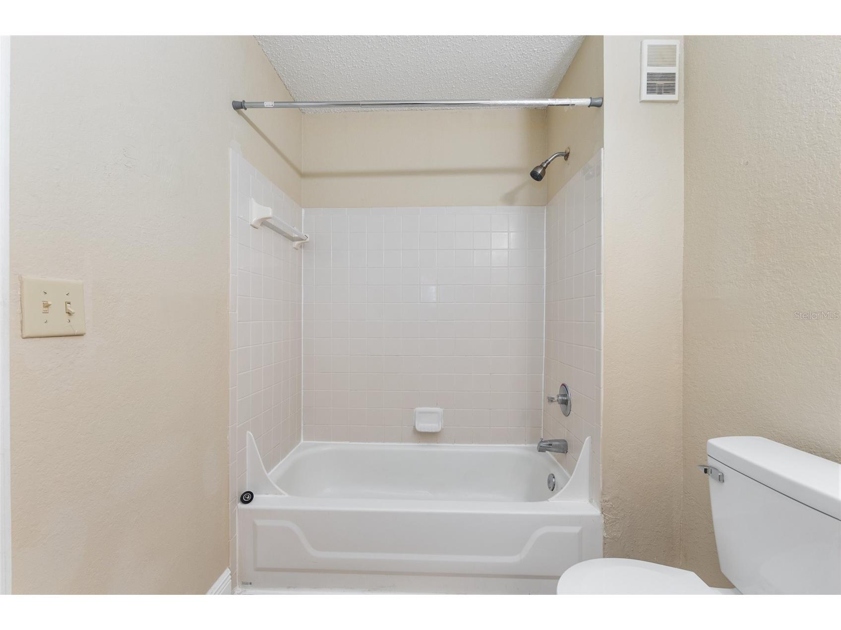 3705 SW 27th Street #214 Gainesville FL 32608 GC540190 image34