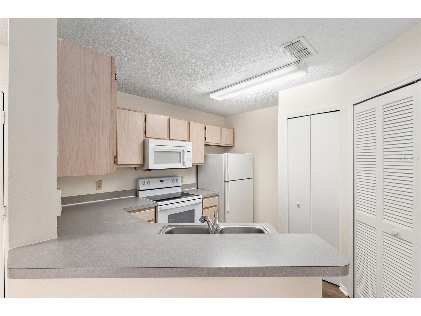 3705 SW 27th Street #412 Gainesville FL 32608 GC541203 image11
