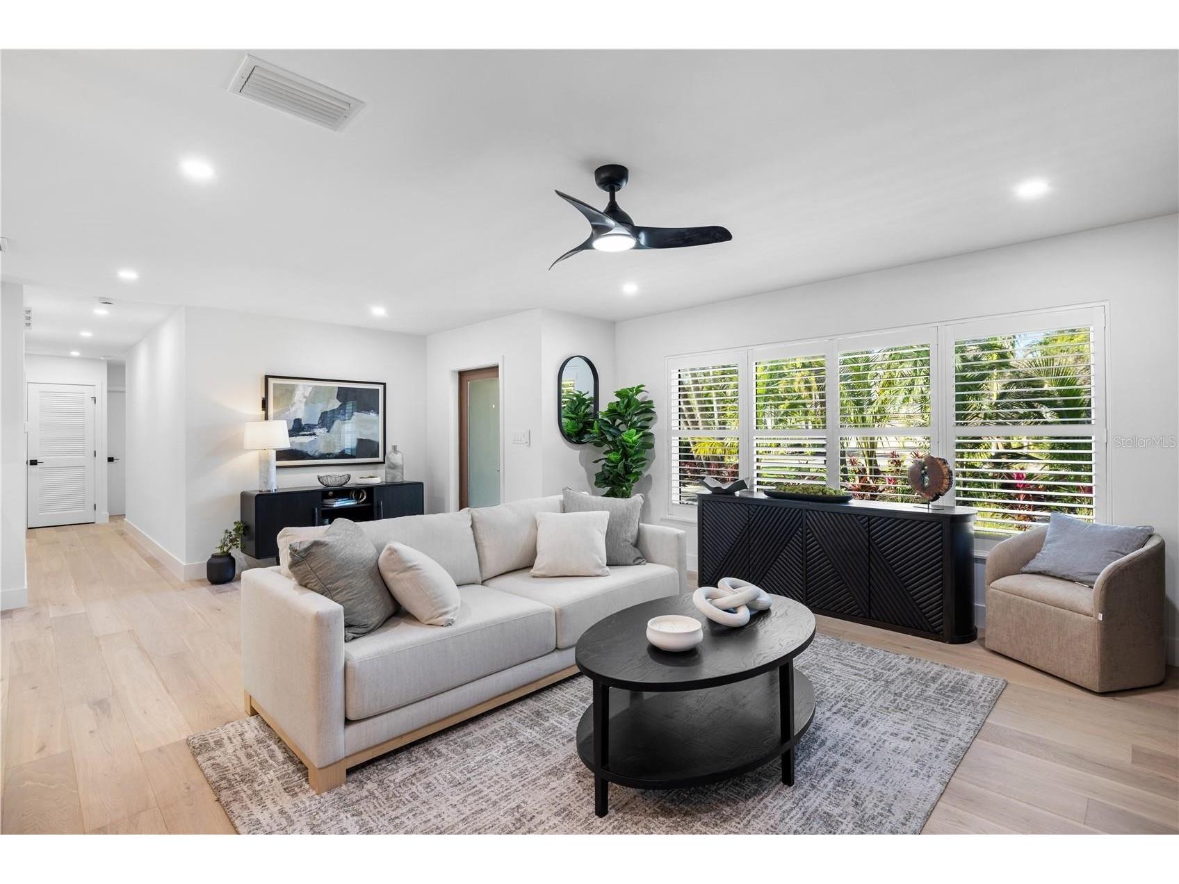 3705 Tangier Terrace Sarasota FL 34239 A4684889 image22