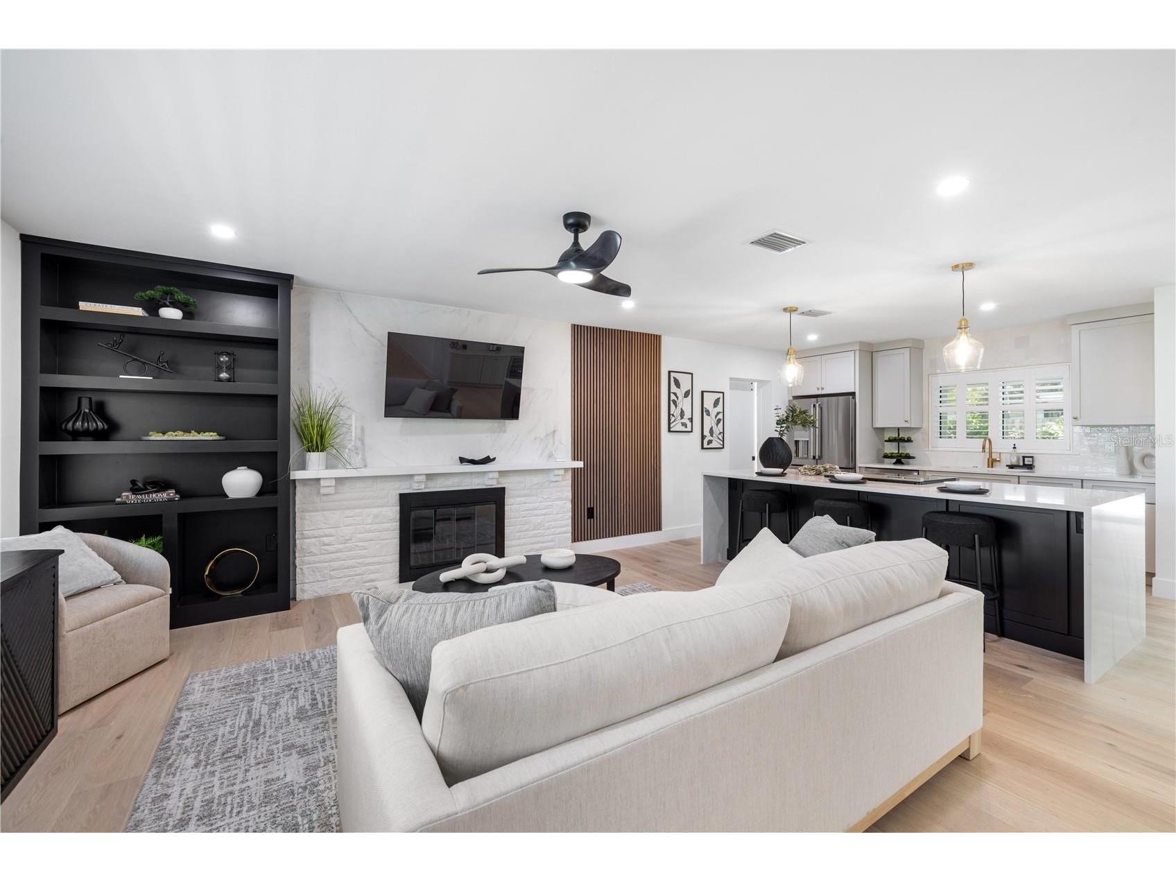 3705 Tangier Terrace Sarasota FL 34239 A4684889 image23