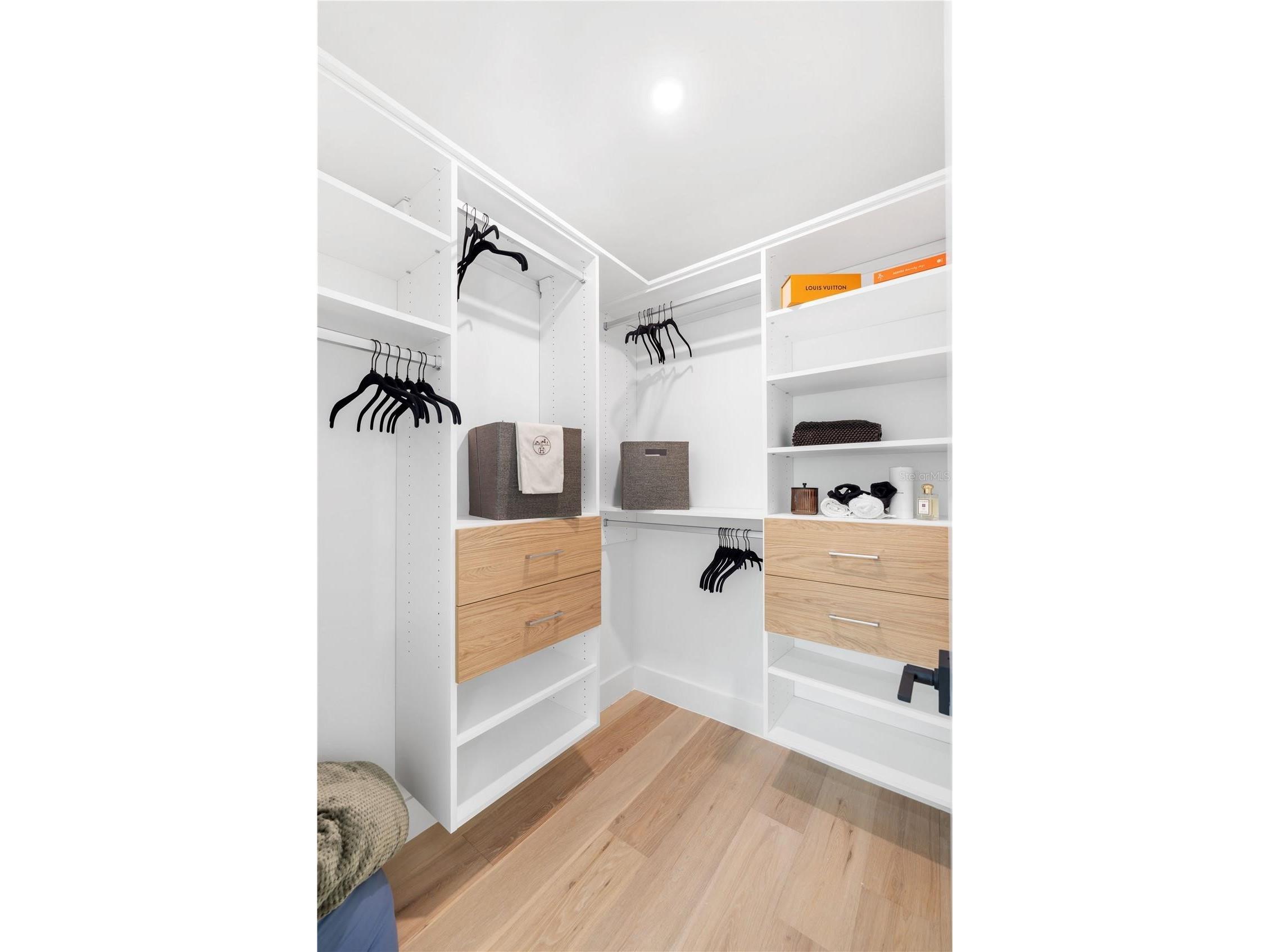 3705 Tangier Terrace Sarasota FL 34239 A4684889 image44