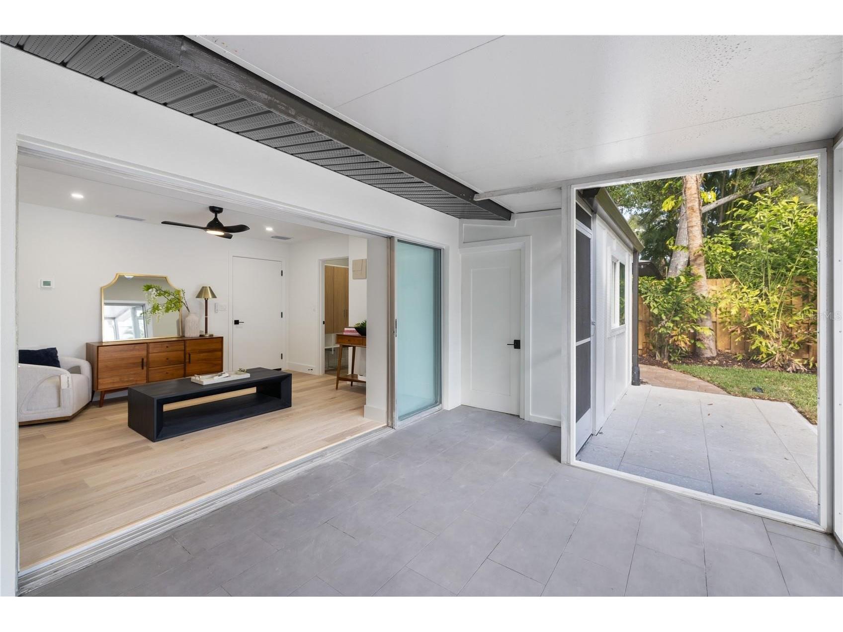 3705 Tangier Terrace Sarasota FL 34239 A4684889 image59