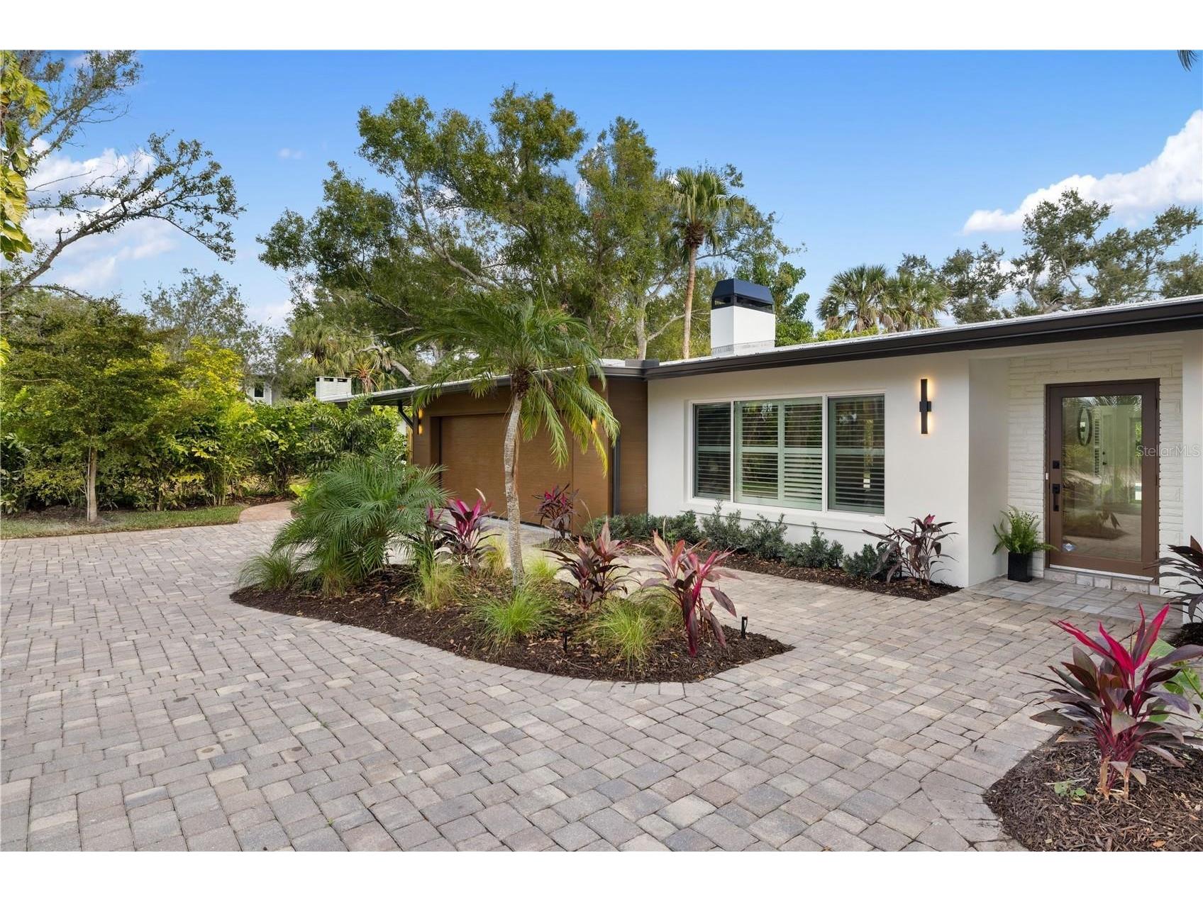 3705 Tangier Terrace Sarasota FL 34239 A4684889 image8