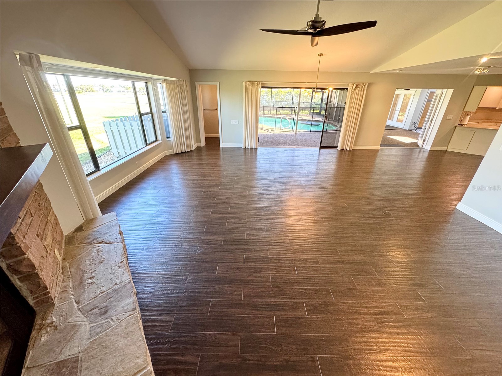 3705 Torrey Pines Boulevard Sarasota FL 34238 A4670036 image18