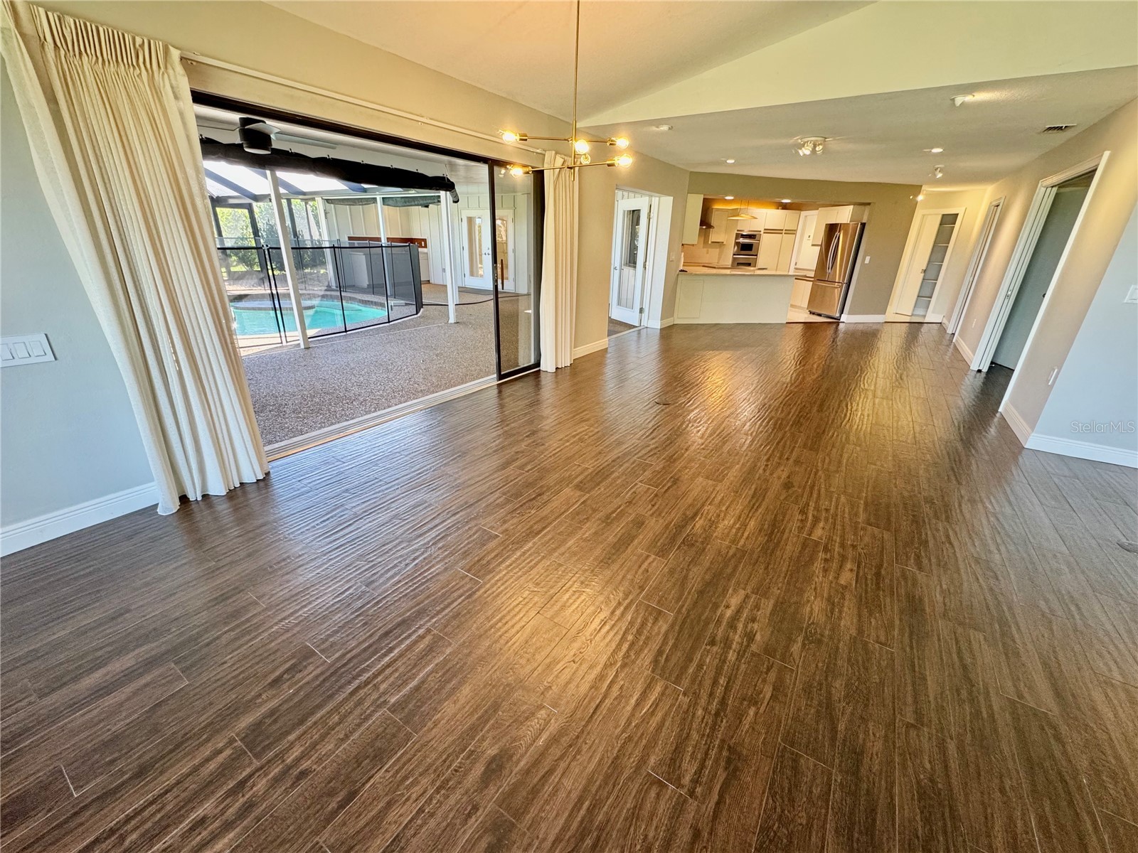 3705 Torrey Pines Boulevard Sarasota FL 34238 A4670036 image22