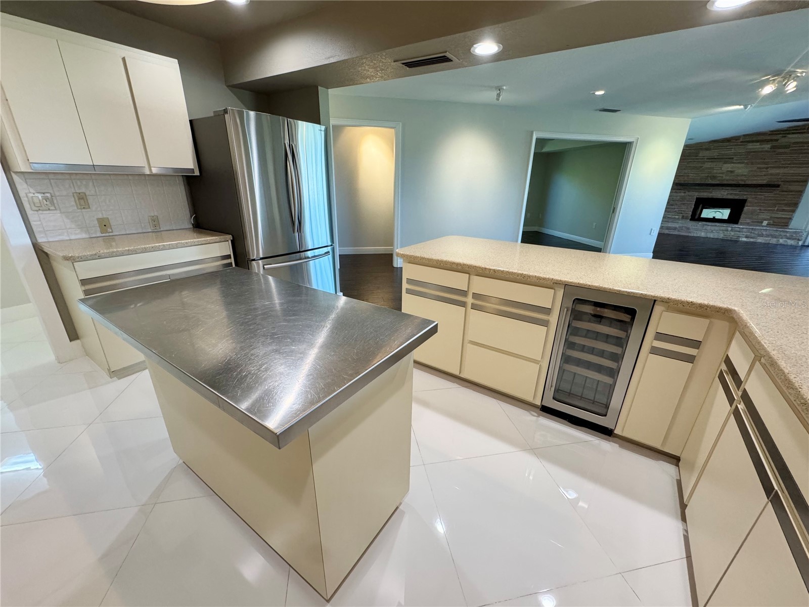 3705 Torrey Pines Boulevard Sarasota FL 34238 A4670036 image44