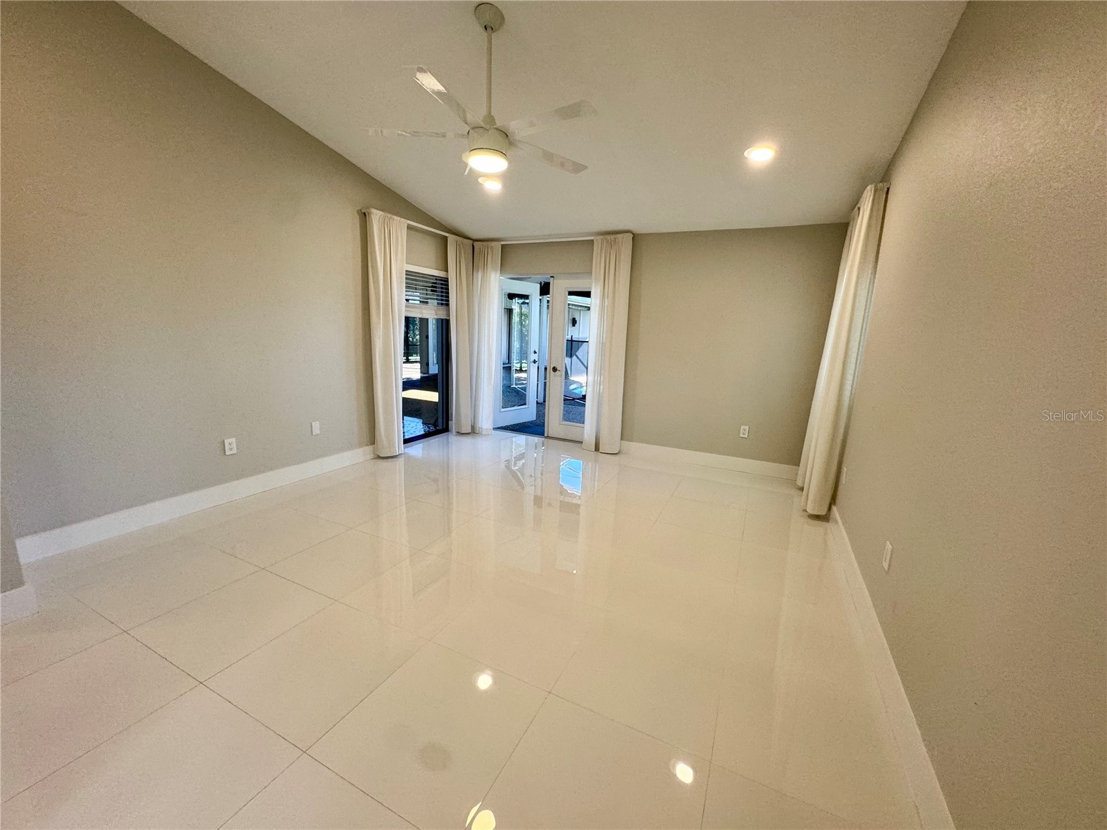 3705 Torrey Pines Boulevard Sarasota FL 34238 A4670036 image53