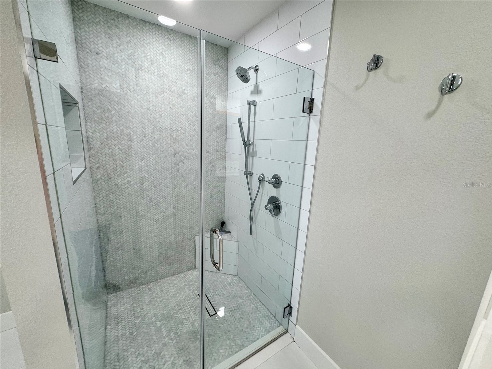 3705 Torrey Pines Boulevard Sarasota FL 34238 A4670036 image62