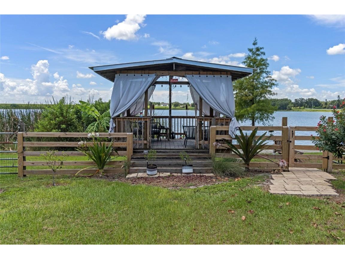 3705 Walker Lake Road Bartow FL 33830 - LAKE WALKER O6226094 image1