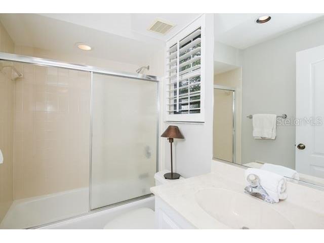3706 54th Drive W #201 Bradenton FL 34210 A4688432 image16