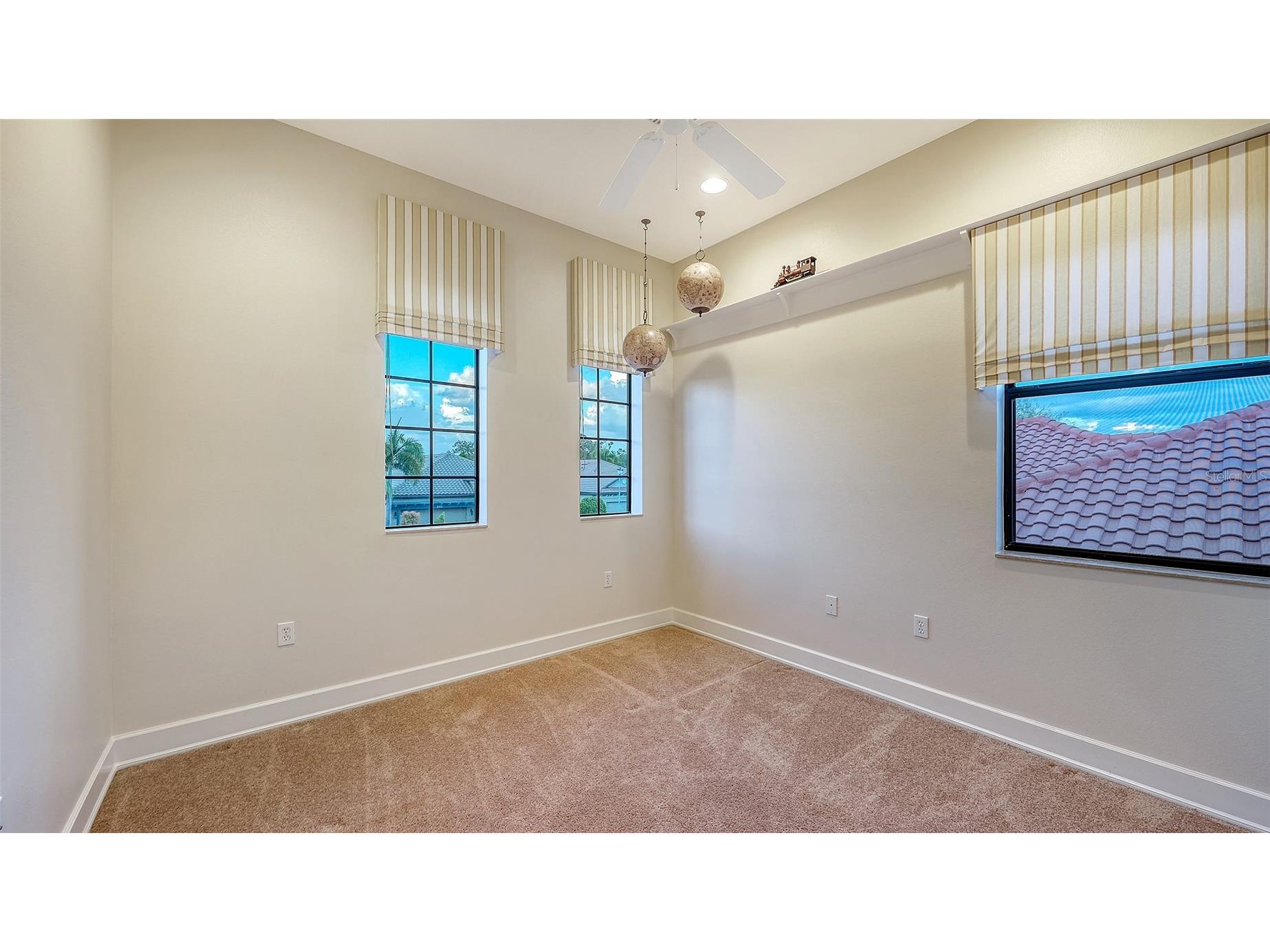 3706 80th Drive E Sarasota FL 34243 A4671730 image42