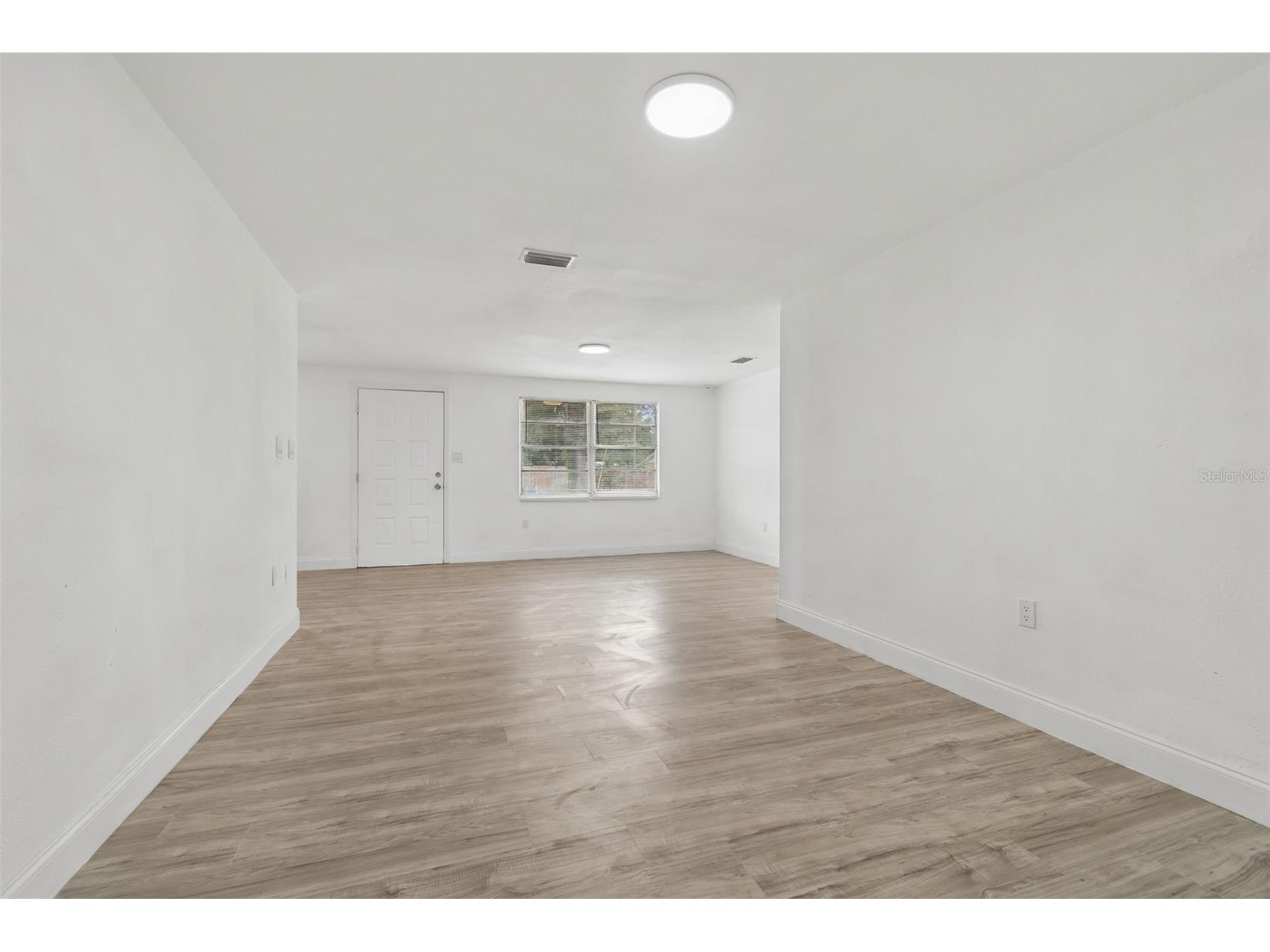 3706 Beechwood Boulevard Tampa FL 33619 TB8502140 image10