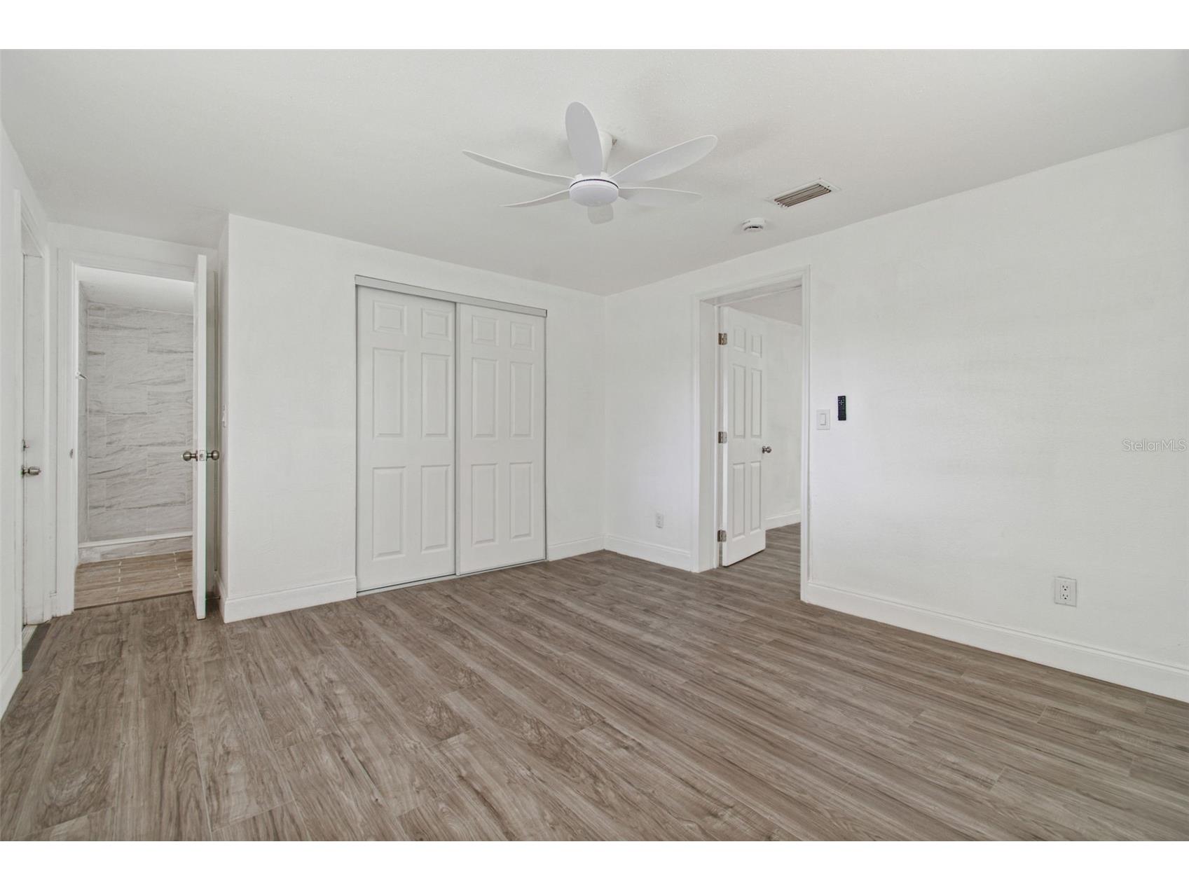 3706 Beechwood Boulevard Tampa FL 33619 TB8502140 image18