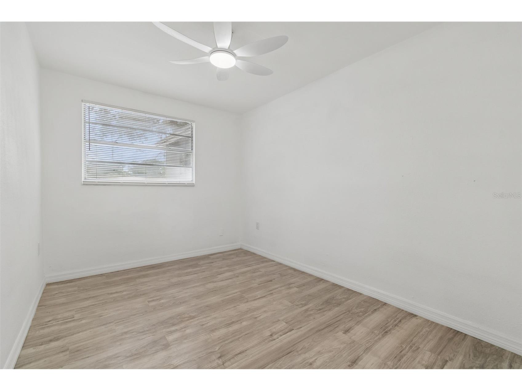 3706 Beechwood Boulevard Tampa FL 33619 TB8502140 image26