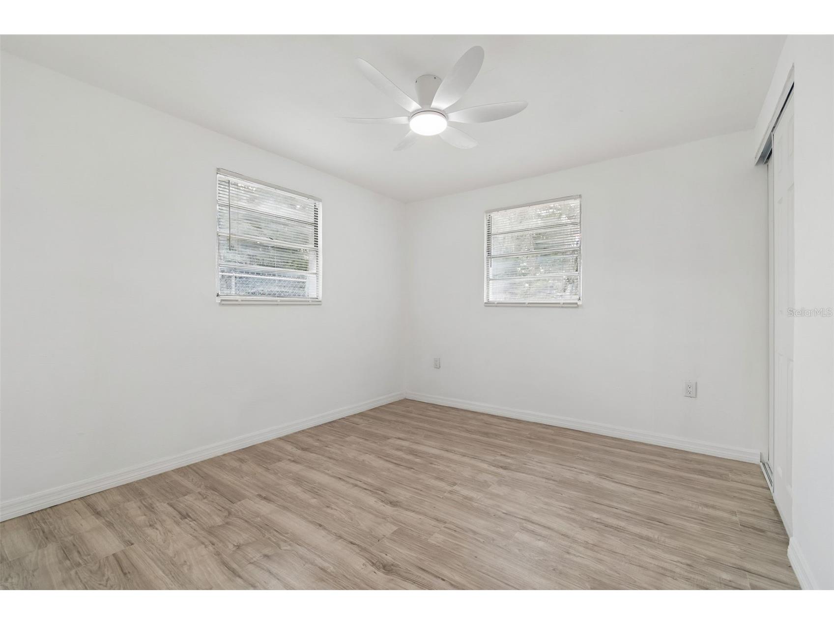 3706 Beechwood Boulevard Tampa FL 33619 TB8502140 image28