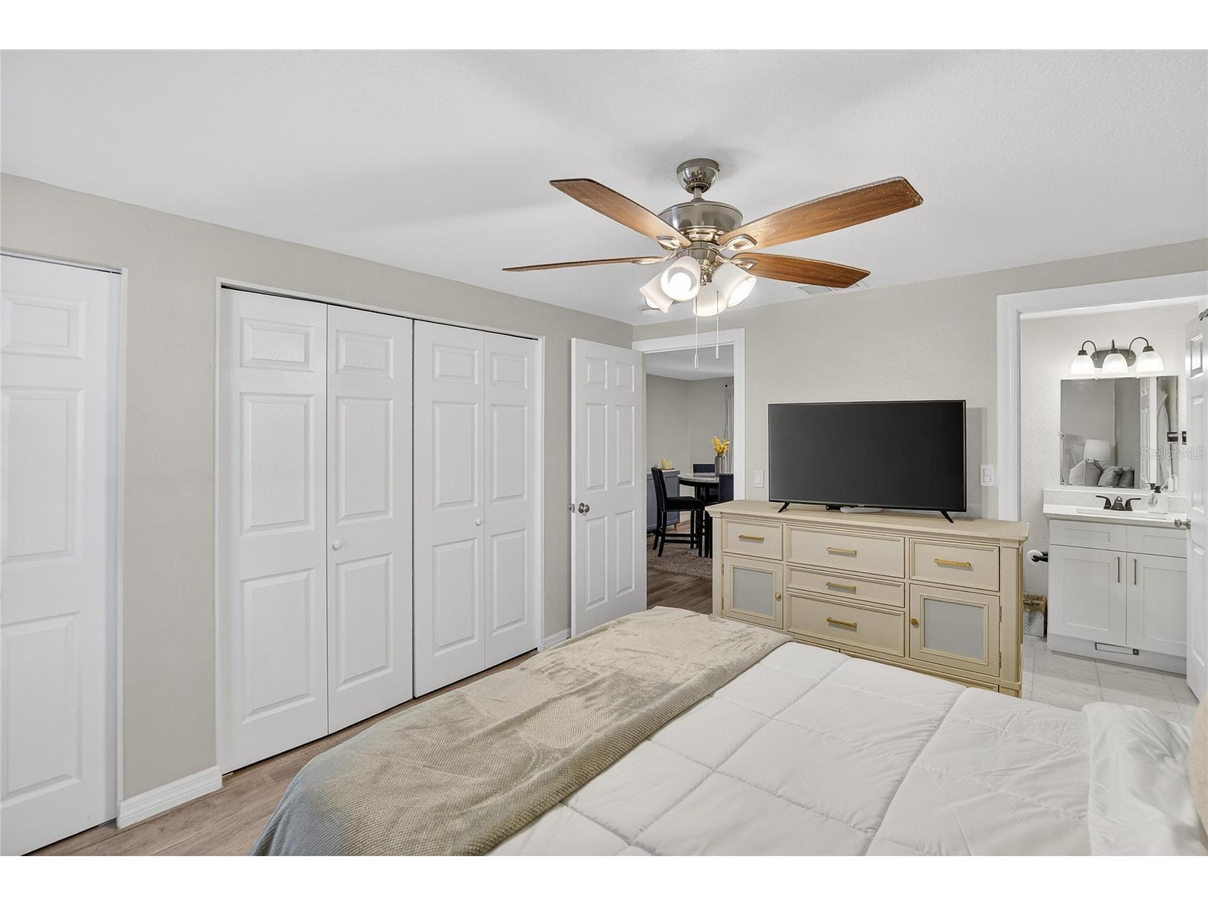 3706 Mistwood Drive Tampa FL 33619 TB8472751 image12